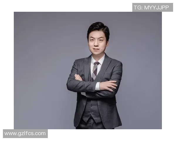 张磊的英雄联盟之路：从新手到职业选手的深度对话与成长故事